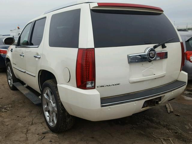 1GYFK63817R318735 - 2007 CADILLAC ESCALADE L WHITE photo 3