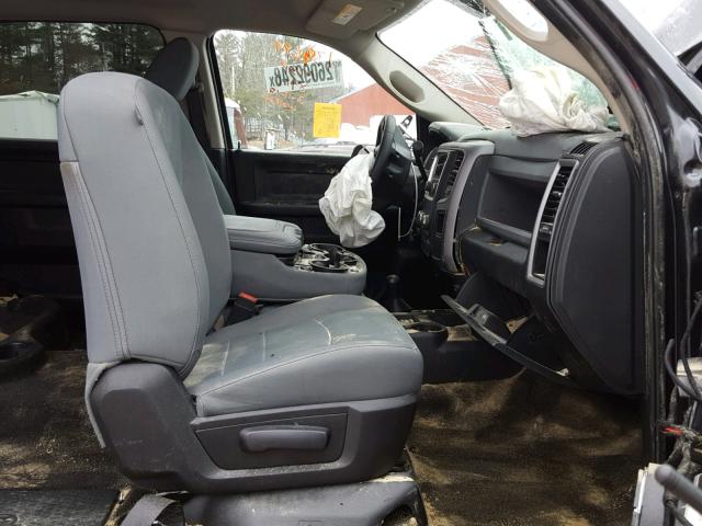 3C6UR5CJ0HG698911 - 2017 RAM 2500 ST CHARCOAL photo 5