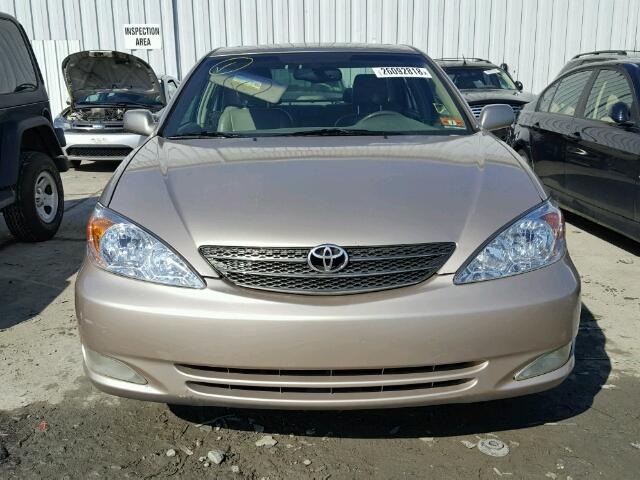 JTDBF30K030150348 - 2003 TOYOTA CAMRY LE TAN photo 9