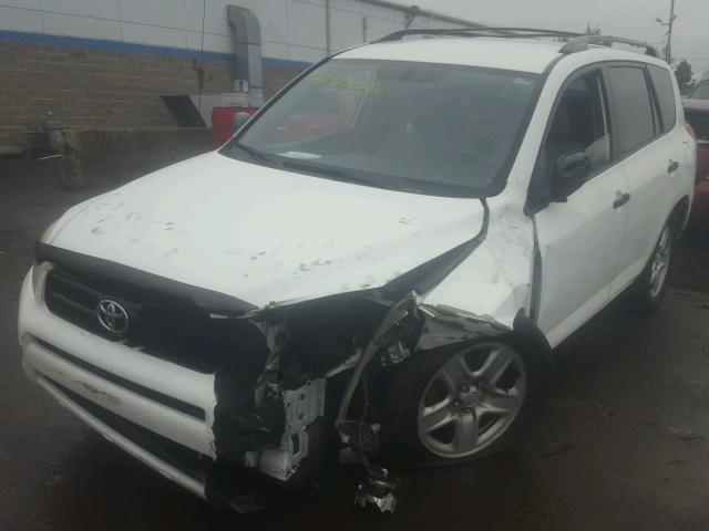 JTMBK33V385062079 - 2008 TOYOTA RAV4 WHITE photo 2