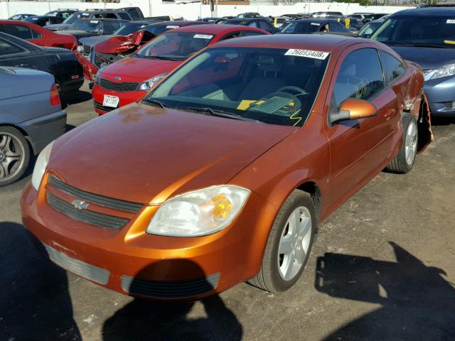 1G1AL15F577222316 - 2007 CHEVROLET COBALT LT ORANGE photo 2