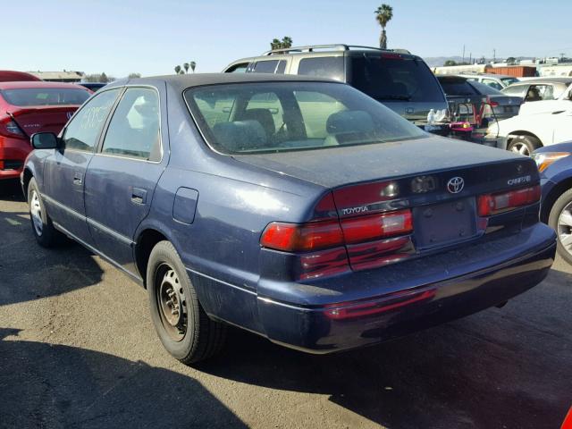 JT2BG22K5X0306192 - 1999 TOYOTA CAMRY LE BLUE photo 3