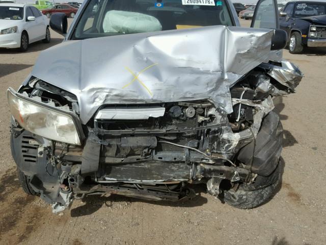 JTEZU14R440025897 - 2004 TOYOTA 4RUNNER SR SILVER photo 7