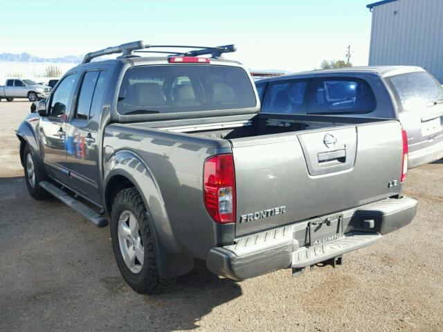 1N6AD07U26C451081 - 2006 NISSAN FRONTIER C CHARCOAL photo 3