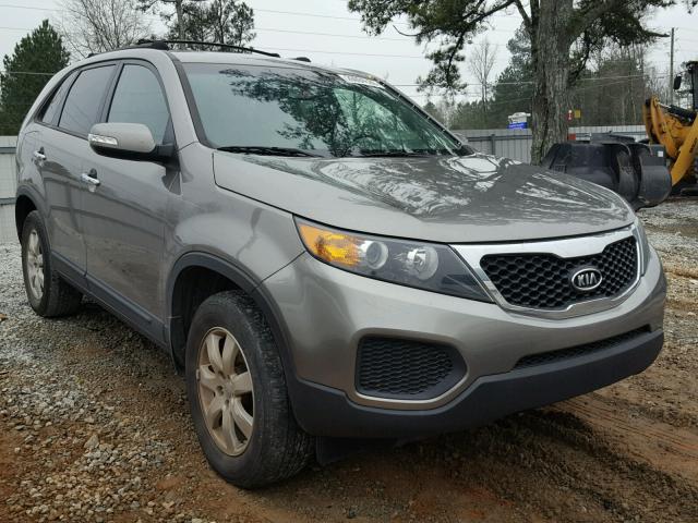 5XYKT3A14DG379237 - 2013 KIA SORENTO LX SILVER photo 1