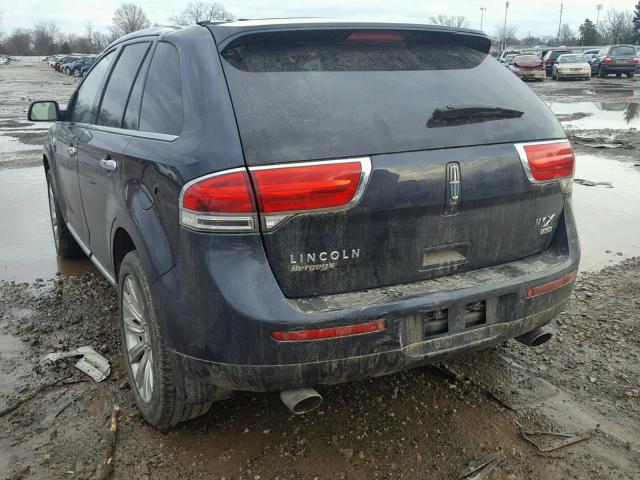 2LMDJ8JK8DBL41194 - 2013 LINCOLN MKX CHARCOAL photo 3