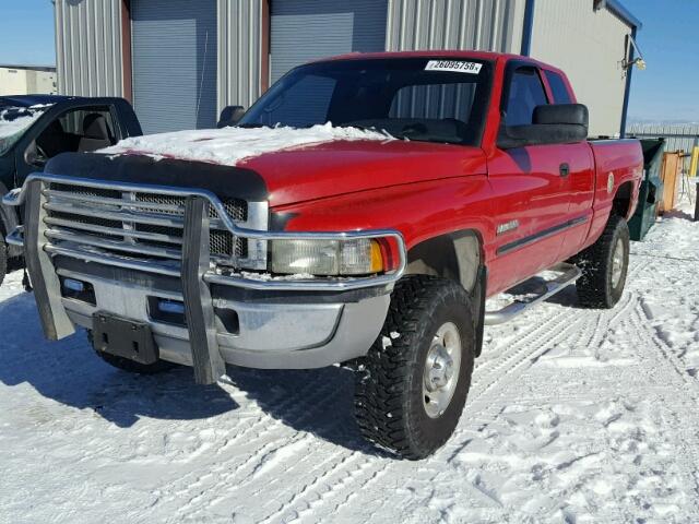 3B7KF23692M215704 - 2002 DODGE RAM 2500 RED photo 2