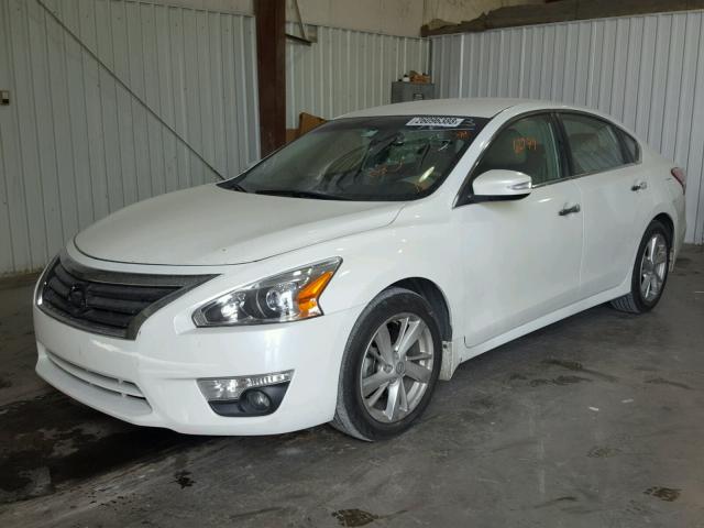 1N4AL3AP3DN541633 - 2013 NISSAN ALTIMA 2.5 WHITE photo 2