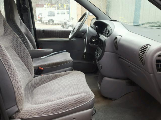 2C4GJ24GXYR782727 - 2000 CHRYSLER GRAND VOYA 蓝色 照片 5