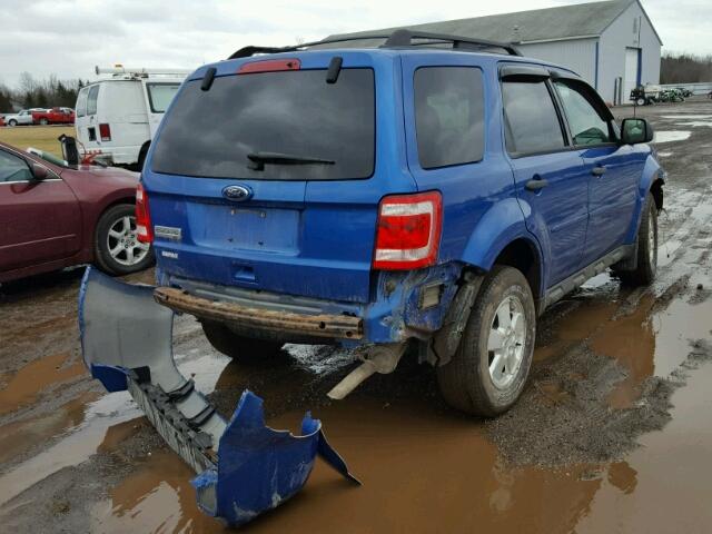 1FMCU9D78BKA32209 - 2011 FORD ESCAPE XLT BLUE photo 4