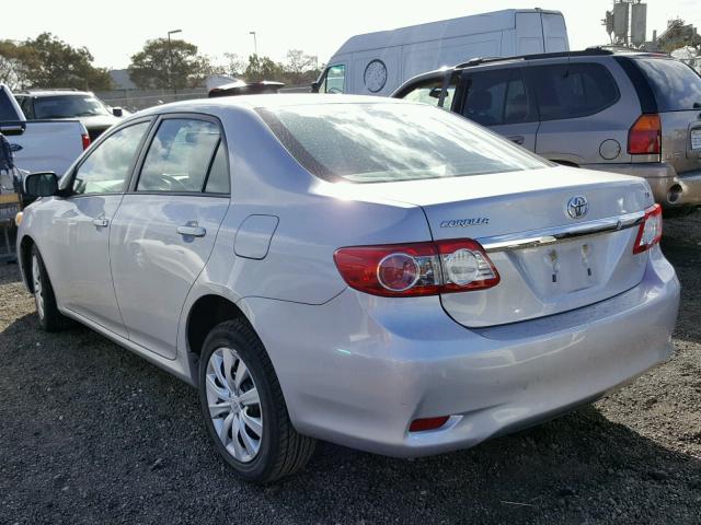 2T1BU4EE2CC827842 - 2012 TOYOTA COROLLA BA SILVER photo 3