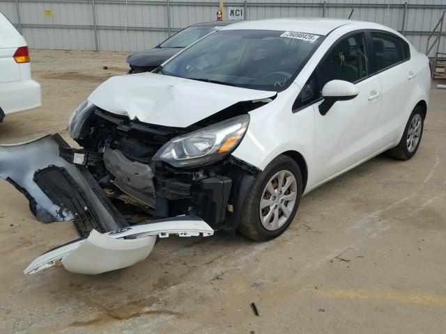 KNADM4A36E6395311 - 2014 KIA RIO LX WHITE photo 2