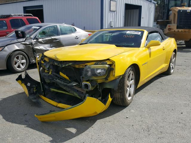 2G1FC3DD8B9192186 - 2011 CHEVROLET CAMARO LT YELLOW photo 2