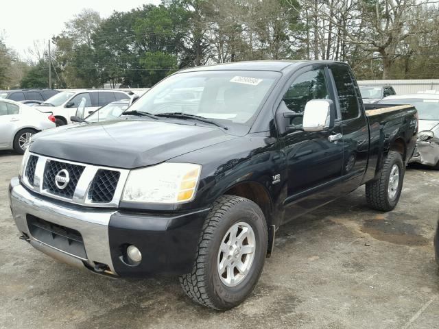 1N6AA06B24N520569 - 2004 NISSAN TITAN XE BLACK photo 2