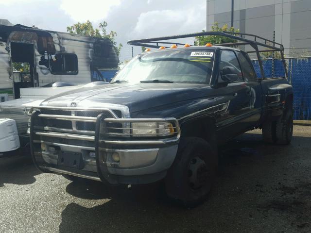 1B7MF33601J289930 - 2001 DODGE RAM 3500 BLACK photo 2