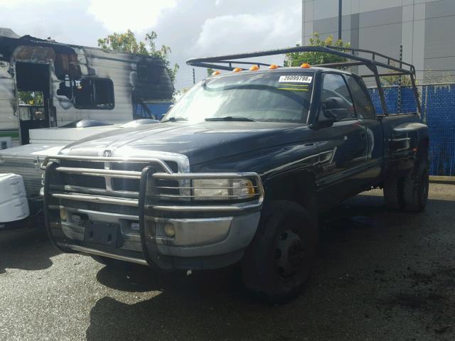 1B7MF33601J289930 - 2001 DODGE RAM 3500 BLACK photo 2