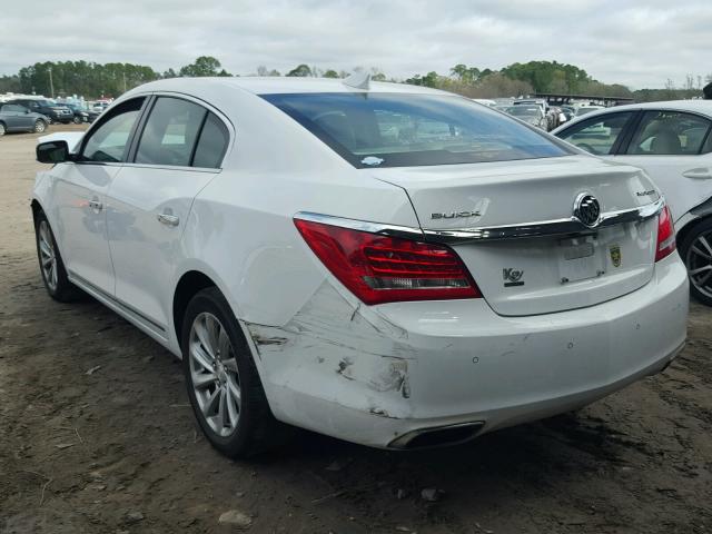 1G4GB5G31GF178265 - 2016 BUICK LACROSSE WHITE photo 3