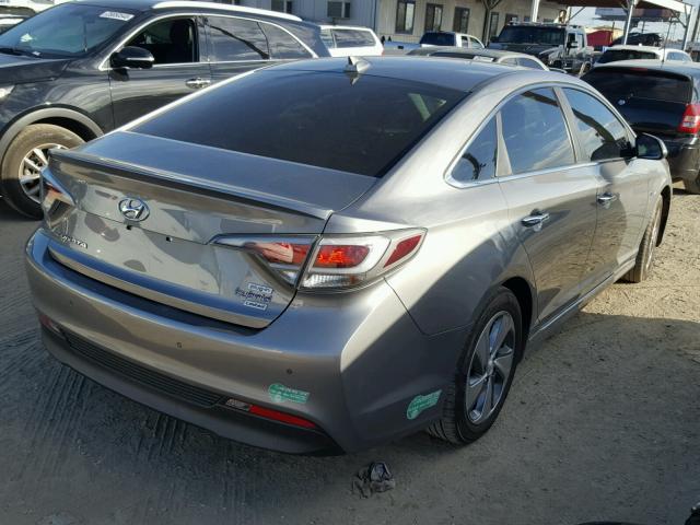 KMHE54L29HA063434 - 2017 HYUNDAI SONATA PLU GRAY photo 4