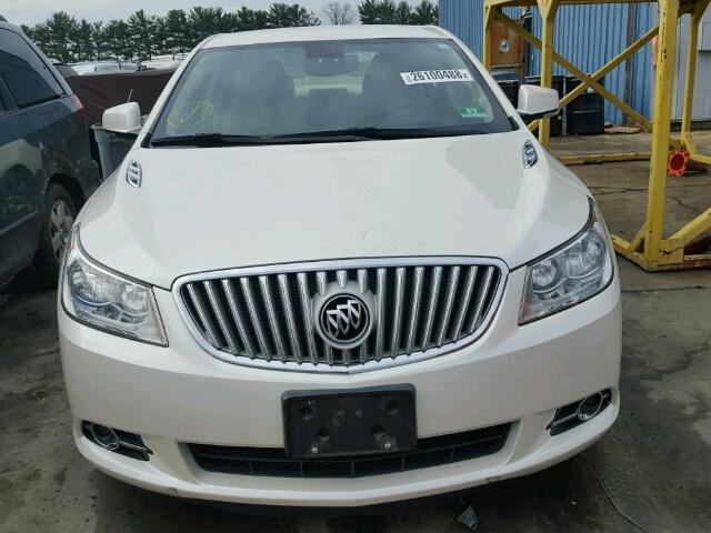 1G4GC5EG6AF182483 - 2010 BUICK LACROSSE C WHITE photo 9