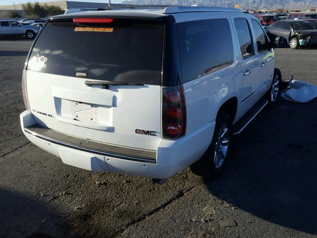 1GKS1MEF3DR325161 - 2013 GMC YUKON XL D WHITE photo 4