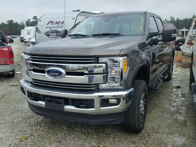 1FT7W2BT8HED16535 - 2017 FORD F250 SUPER BROWN photo 2