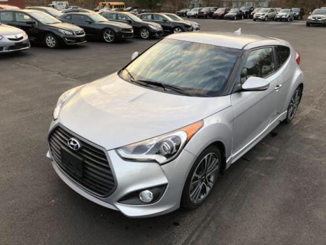 KMHTC6AE3GU256679 - 2016 HYUNDAI VELOSTER T RED photo 1