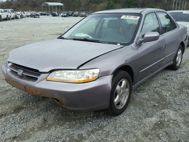 1HGCG1651YA043688 - 2000 HONDA ACCORD EX SILVER photo 2