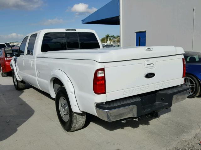 FLA100429 - 2016 FORD F250 SUPER WHITE photo 3