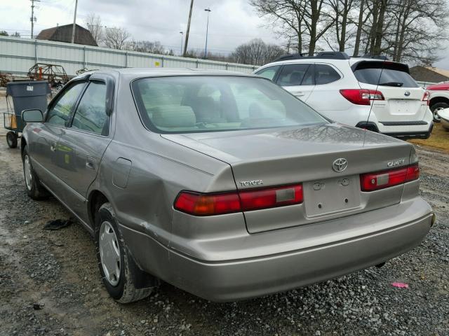 4T1BG22K7WU383690 - 1998 TOYOTA CAMRY CE GRAY photo 3