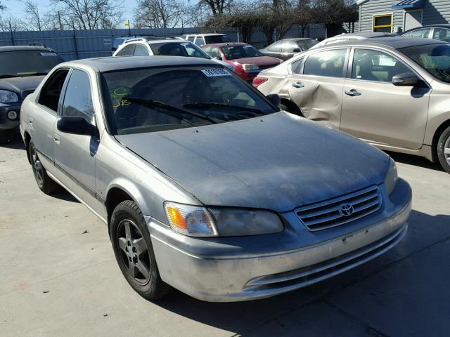 JT2BG22KX10580270 - 2001 TOYOTA CAMRY CE BEIGE photo 1