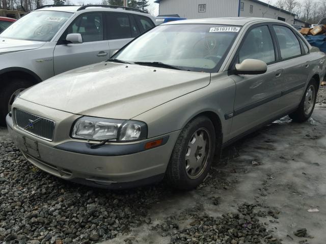 YV1TS92D421247783 - 2002 VOLVO S80 GOLD photo 2