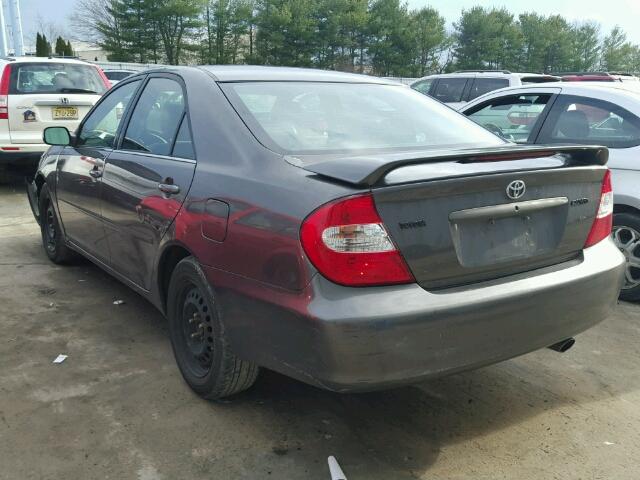 4T1BA32K34U034286 - 2004 TOYOTA CAMRY SE GRAY photo 3