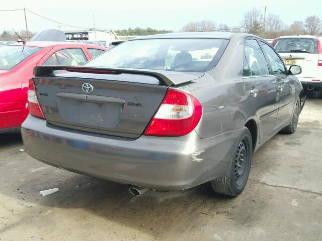 4T1BA32K34U034286 - 2004 TOYOTA CAMRY SE GRAY photo 4