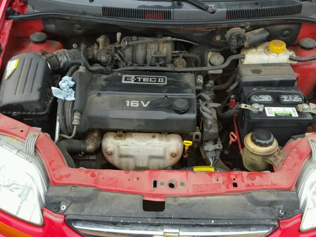 KL1TD526X5B360556 - 2005 CHEVROLET AVEO BASE RED photo 7