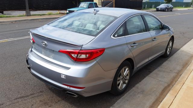 5NPE24AF6GH283298 - 2016 HYUNDAI SONATA SE SILVER photo 4