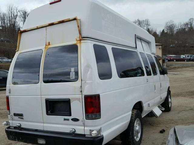 1FTSS3EL4CDA20739 - 2012 FORD ECONOLINE WHITE photo 4