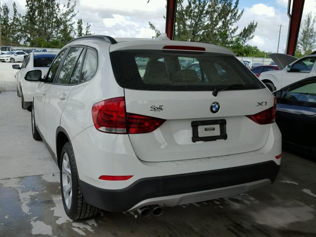 WBAVM1C55FVZ94161 - 2015 BMW X1 SDRIVE2 WHITE photo 3