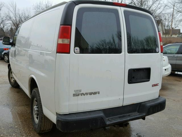 1GTGG25C781123924 - 2008 GMC SAVANA G25 WHITE photo 3