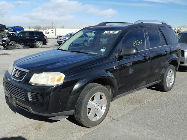 5GZCZ63426S800217 - 2006 SATURN VUE BLACK photo 2