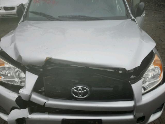 JTMBF4DV0C5050876 - 2012 TOYOTA RAV4 SILVER photo 7