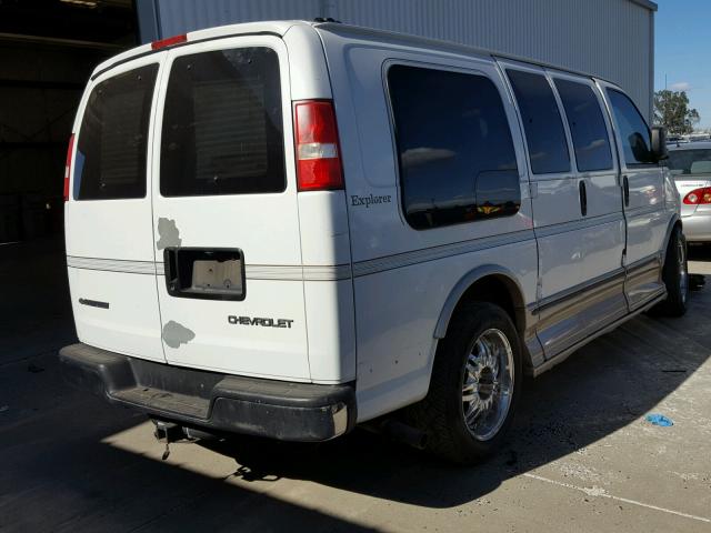 1GBFG15T631130110 - 2003 CHEVROLET EXPRESS G1 WHITE photo 4