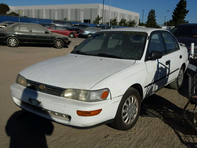 1NXAE09BXSZ325496 - 1995 TOYOTA COROLLA LE WHITE photo 2