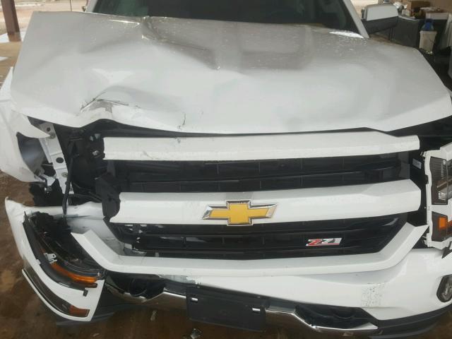 3GCUKREC2HG355925 - 2017 CHEVROLET SILVERADO WHITE photo 7