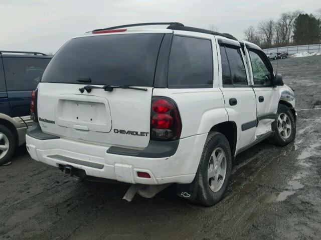 1GNDT13S042112195 - 2004 CHEVROLET TRAILBLAZE WHITE photo 4