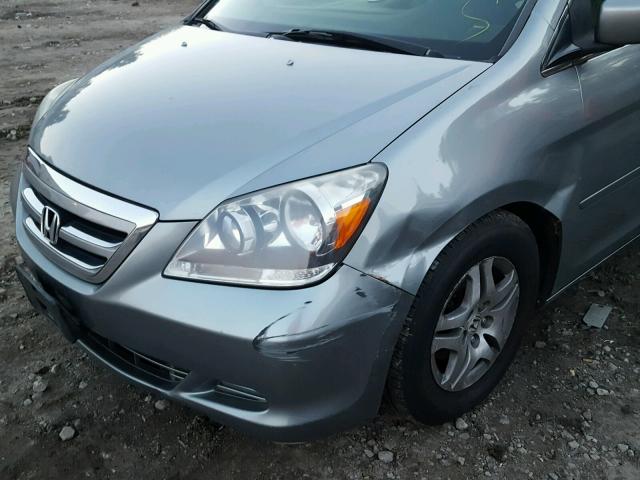 5FNRL38735B088763 - 2005 HONDA ODYSSEY EX SILVER photo 9