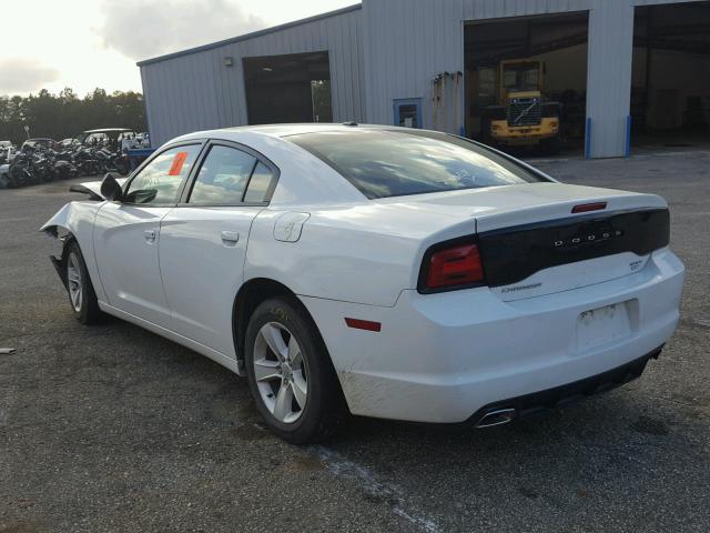 2B3CL3CG4BH579122 - 2011 DODGE CHARGER WHITE photo 3