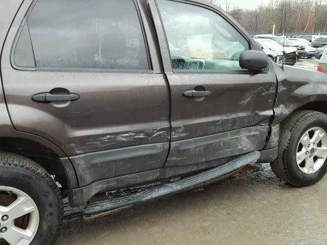 1FMYU93176KC03928 - 2006 FORD ESCAPE XLT BROWN photo 9