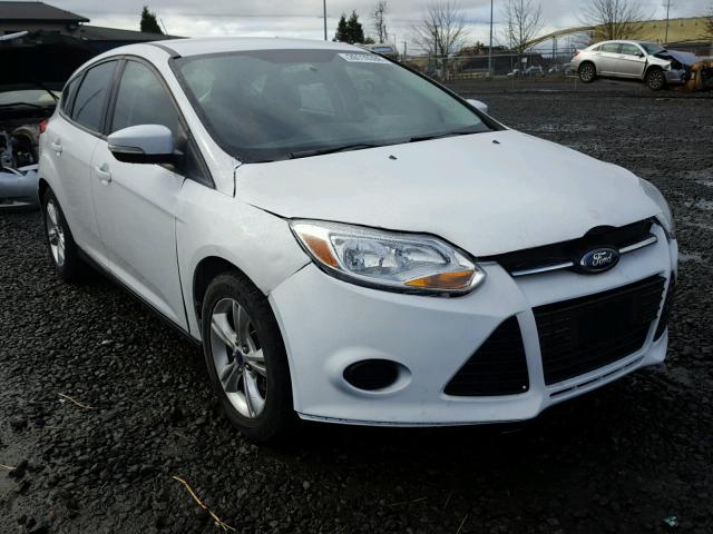 1FADP3K24DL341022 - 2013 FORD FOCUS SE WHITE photo 1