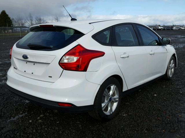 1FADP3K24DL341022 - 2013 FORD FOCUS SE WHITE photo 4