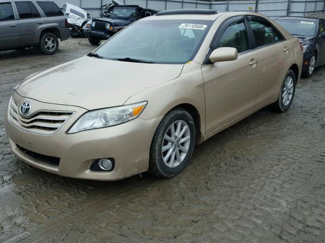 4T4BF3EK1BR089612 - 2011 TOYOTA CAMRY BASE GOLD photo 2